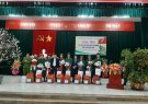 HĐNVQS xã Nông Trường tổ chức gặp mặt trao quà cho tân binh lên đường nhập ngũ năm 2023